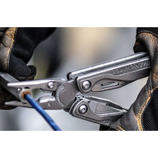 LEATHERMAN Charge + TTi