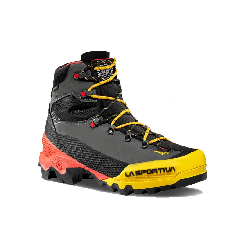 La Sportiva Aequilibrium LT GTX Yellow/Black La Sportiva Aequilibrium LT GTX Yellow/Black