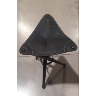 TREPIED HATIER 65CM PIEDS BOIS ASSISE CUIR MARRON AVEC BRETELLE